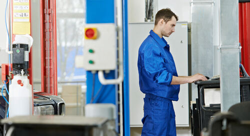 Turning Data Into Action: 5 Ways that Fleet Maintenance Software Can Keep Your Trucks Moving