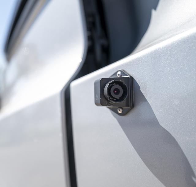 v==video camera on truck door