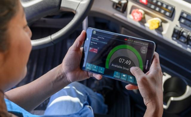E Driver Logs In Cab Samsung Device